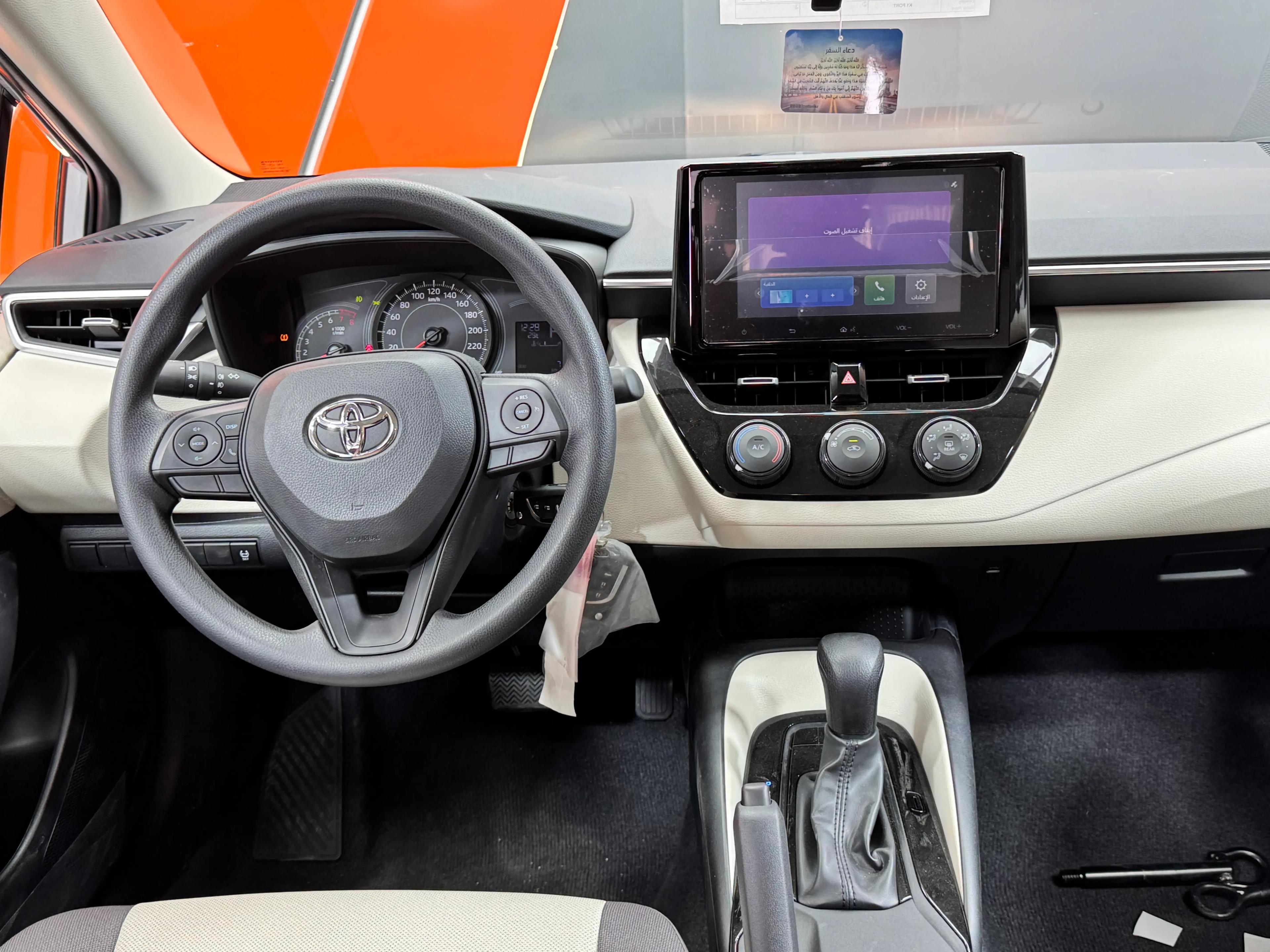 interior frontLeft